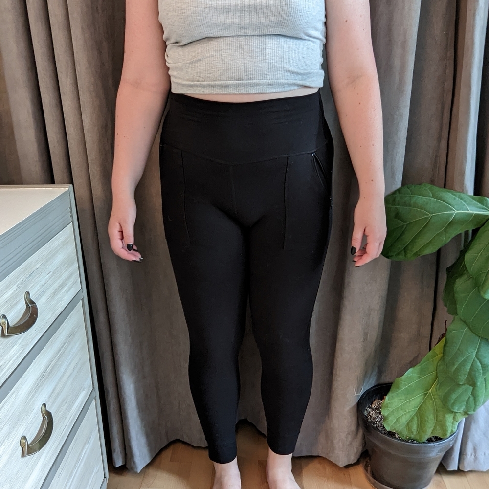 Aerie Hugger Leggings With Zippered Pockets